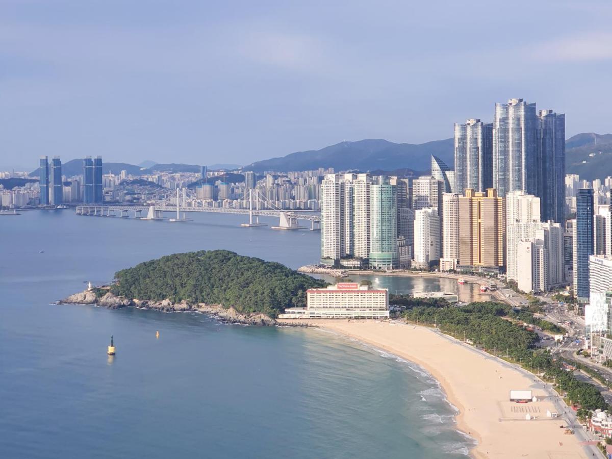 Grand Lct Residence Busan Extérieur photo