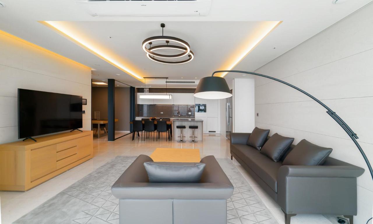 Grand Lct Residence Busan Extérieur photo