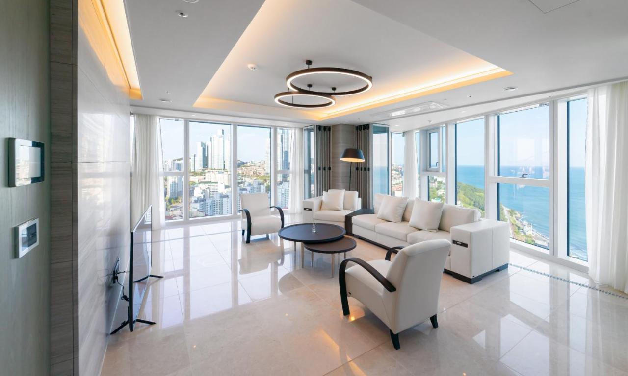 Grand Lct Residence Busan Extérieur photo