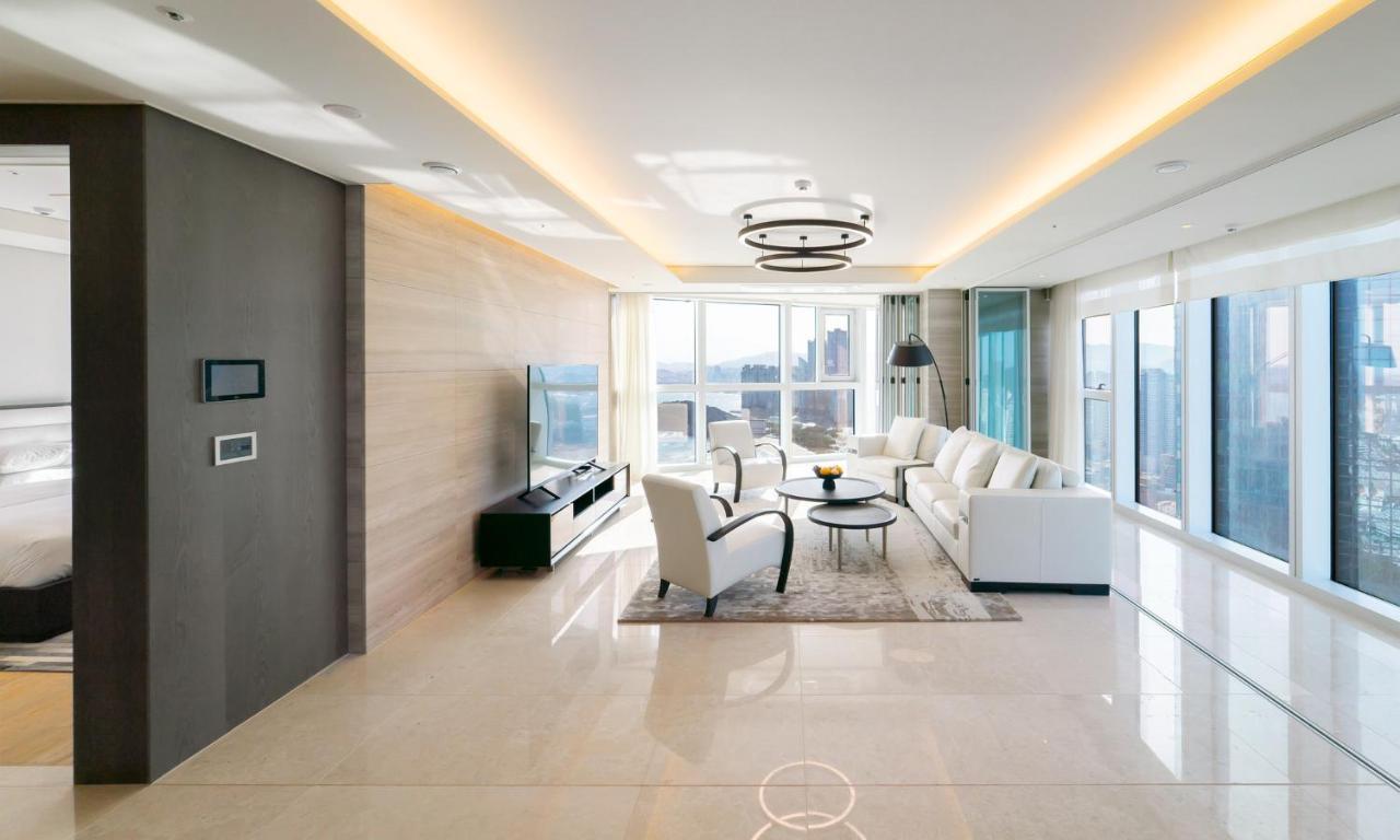 Grand Lct Residence Busan Extérieur photo